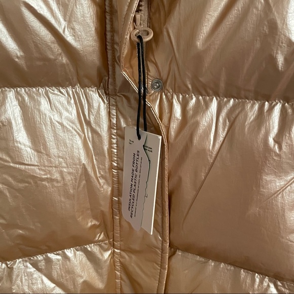 Noize Shimmering Gold Puffer Jacket - Picture 16 of 16